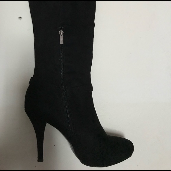Guess size 10 black over the Knee Platform Boots - Picture 6 of 7